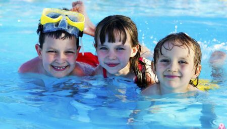 Çocuklar Havuz Enfeksiyonlarından Nasıl Korunur?